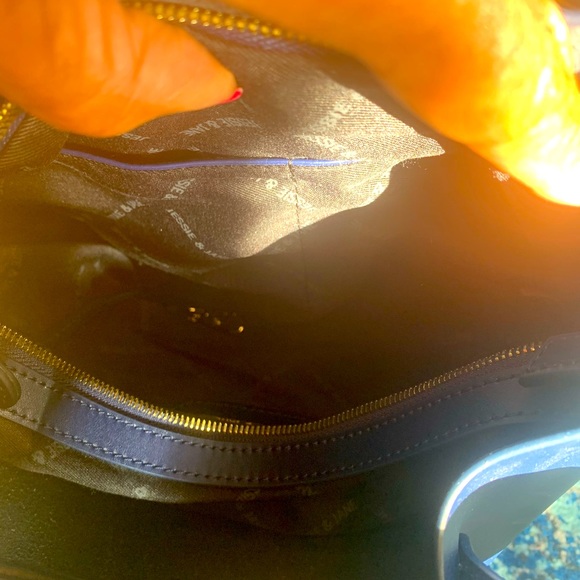 ✨Jessie & Jane” Blue Leather Bucket Handbag W/Detachable Strap & Dusk Bag - Picture 6 of 14